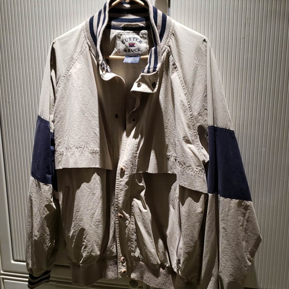 Cutter & Buck tan and baby trim jacket